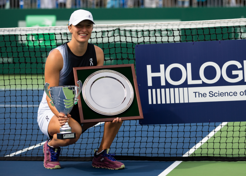 九游体育-斯瓦泰克刷新里程碑，波尔图决赛力克丹佛掘金，晋级概率达51％(斯瓦泰克比赛技巧)